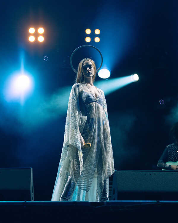 Mother Mary มาเธอร์ แมรี่ ผลงานใหม่ แอนน์ แฮททาเวย์ หนังใหม่เดือนพฤษภาคม 2569 หนังใหม่ 2026 ภาพตัวอย่าง