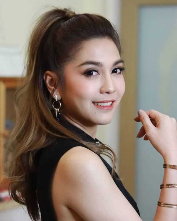 พั้นช์ วรกาญจน์