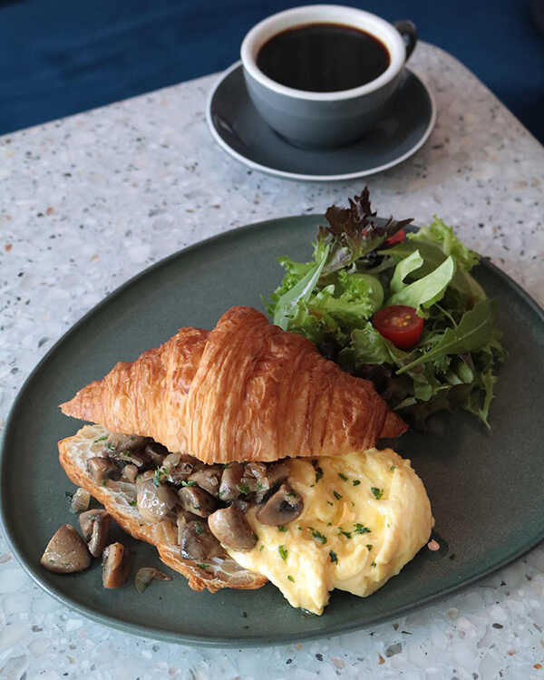 ร้านครัวซองต์