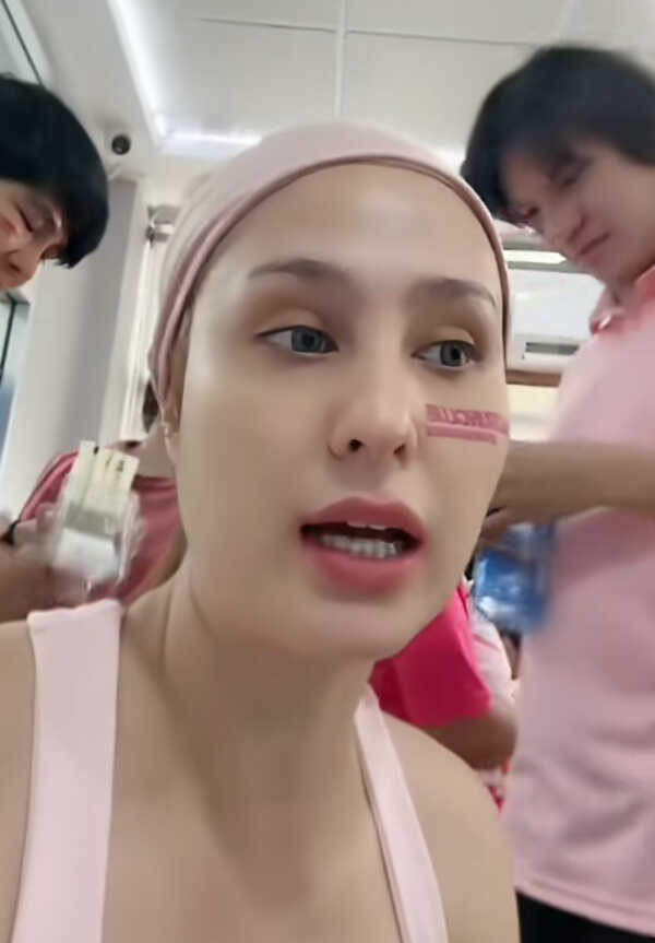 ขวัญ อุษามณี