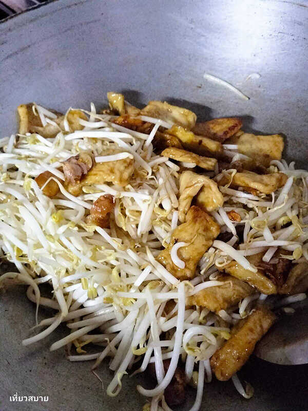 ผัดถั่วงอกเต้าหู้หมูสามชั้นกรอบ ผัดถั่วงอกใส่เต้าหู้ เมนูผัดผัก สูตรอาหาร