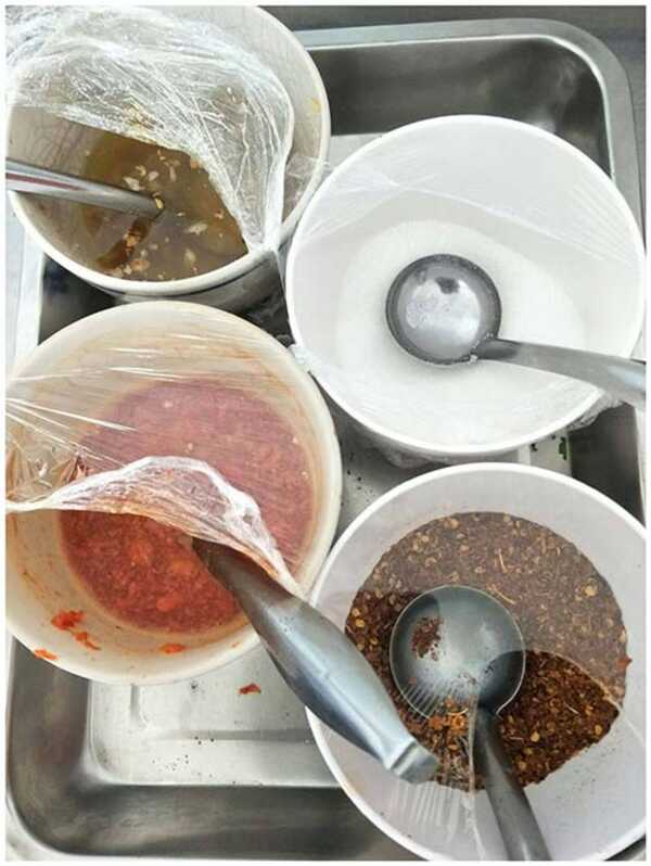 ก๋วยเตี๋ยวไก่