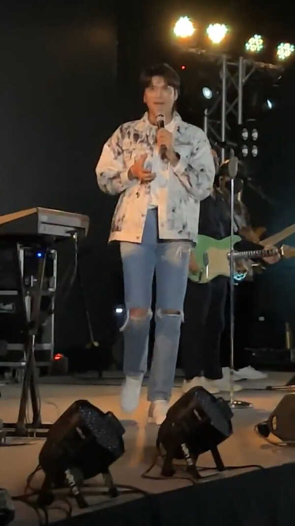 นนท์ ธนนท์