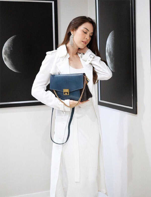 แมท ภีรนีย์, ลิขิตรักข้ามดวงดาว