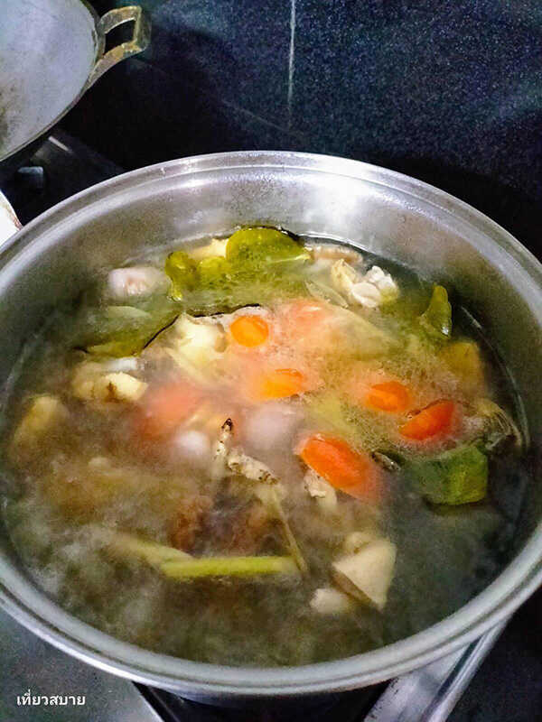 ต้มยำไก่ย่างใบกะเพรา เมนูต้มยำ เมนูไก่ย่าง สูตรอาหาร