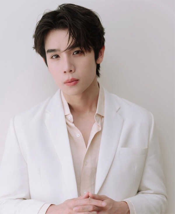 หมอจิมมี่ จิตรพล หมอหล่อ