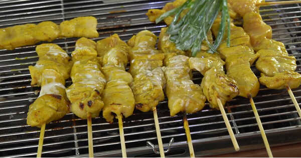ไก่สะเต๊ะ