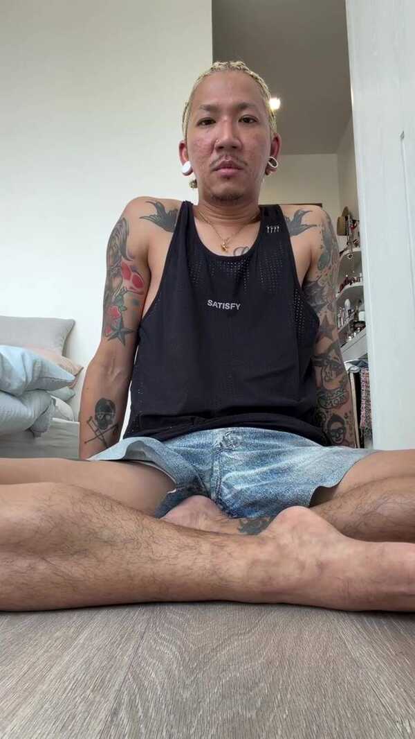 แจ๊ส ชวนชื่น