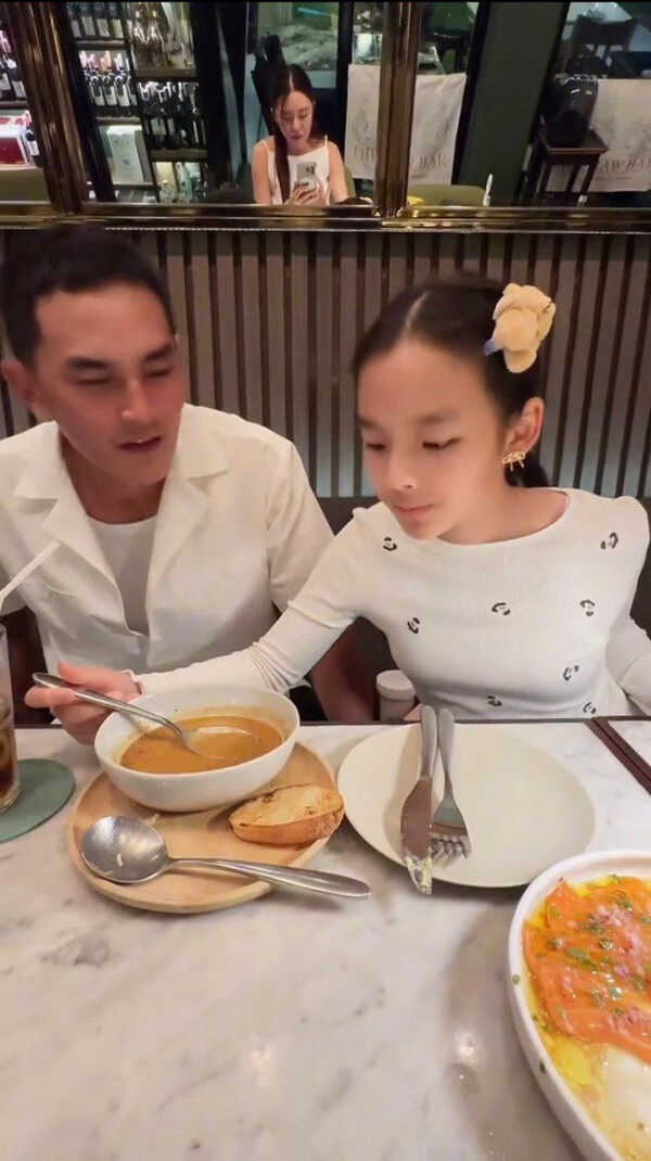 สงกรานต์ มายด์ ปลื้มคนชมตอนอยู่กับ น้องปีใหม่