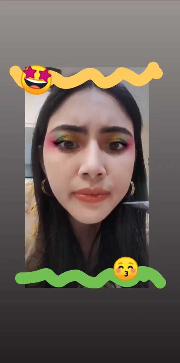 ใหม่ ดาวิกา