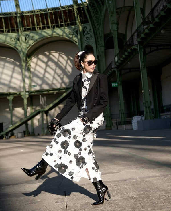 ชมพู่ อารยา