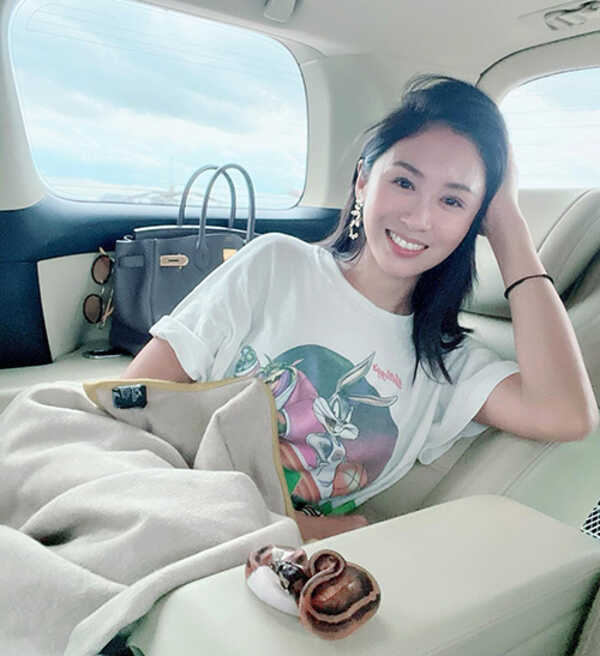 แตงโม นิดา