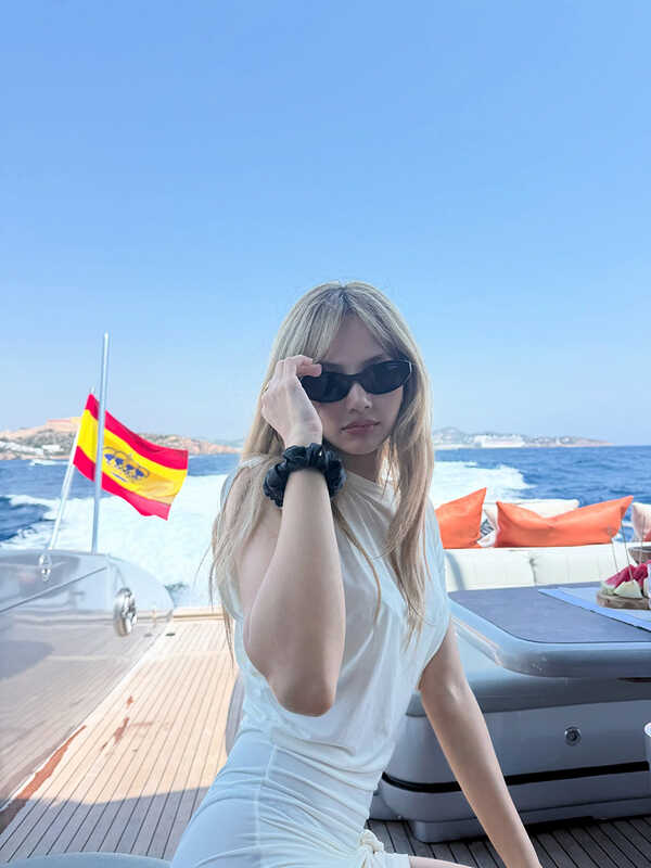 ลิซ่า BLACKPINK