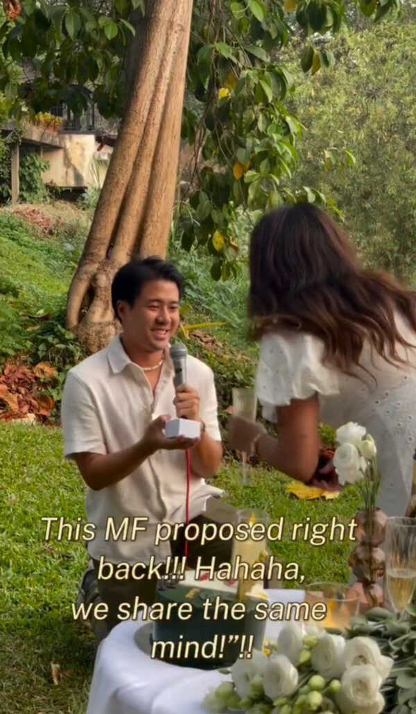 เปอติ๊ด คุกเข่าขอแฟนหนุ่มแต่งงาน