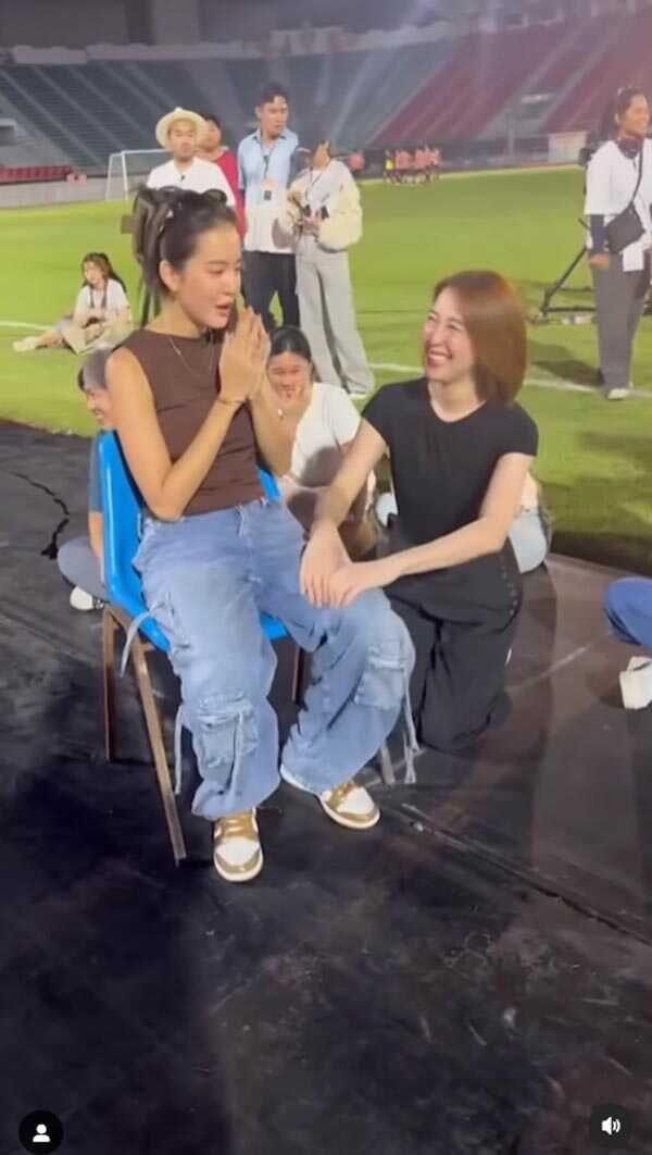 โบว์ เมลดา