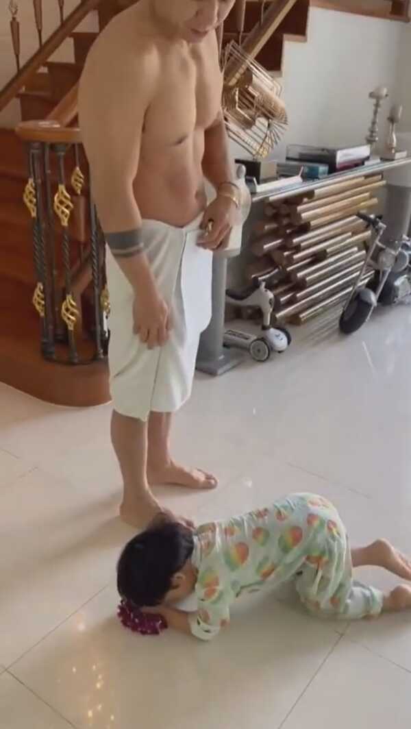 ดีเจเพชรจ้า