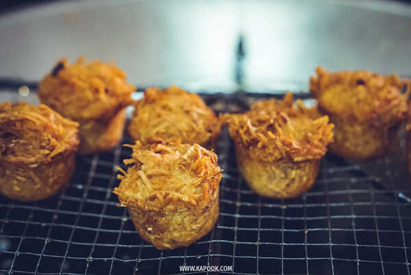 ตลาดหัวรอ อยุธยา