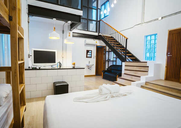 ที่พักแพร่