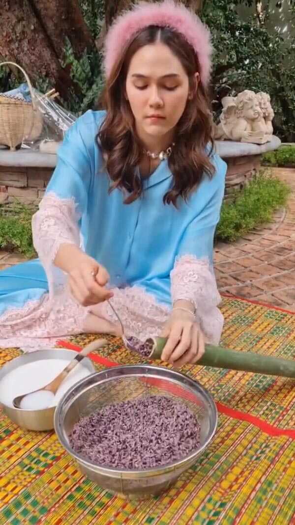 ชมพู่ อารยา