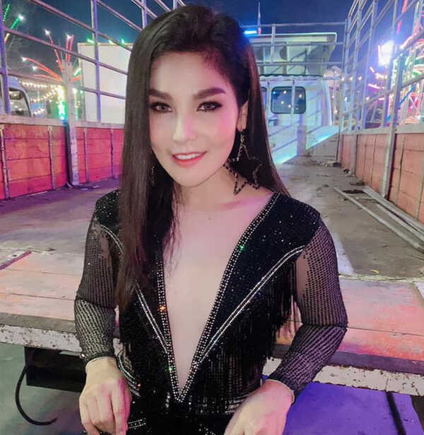 นักร้องหญิง