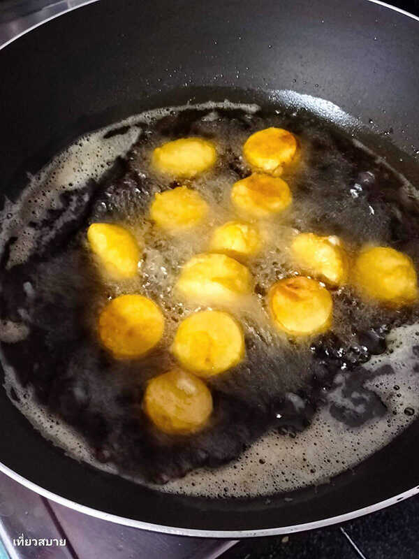 เต้าหู้ไข่ผัดผงกะหรี่ใส่เห็ดหอม เมนูเต้าหู้ไข่ อาหารไทย สูตรอาหาร