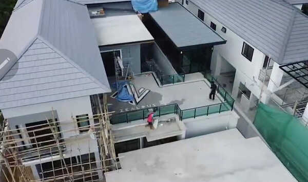 บ้าน ชมพู่ ก่อนบ่าย