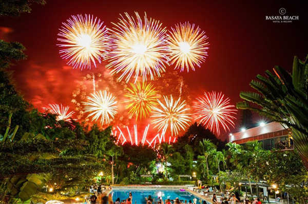ที่พักดูพลุ