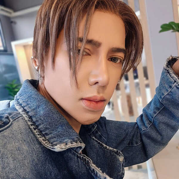 ดีเจดัง เปิดลุคล่าสุด หล่อละมุนสไตล์บอยแบนด์