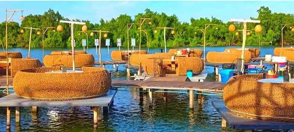 ร้านคาเฟ่สไตล์มัลดีฟส์