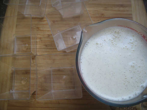 สตรอว์เบอร์รี พานาคอตต้า เมนูของหวาน พานาคอตต้า สูตรขนม