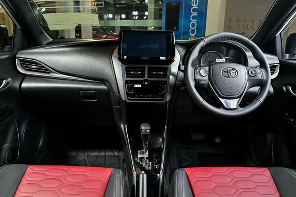 Toyota Yaris 2023