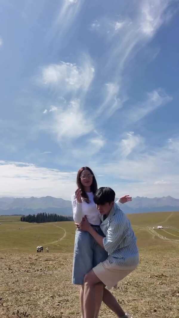 นนกุล ชานน อวยพรวันเกิด แอฟ ทักษอร 