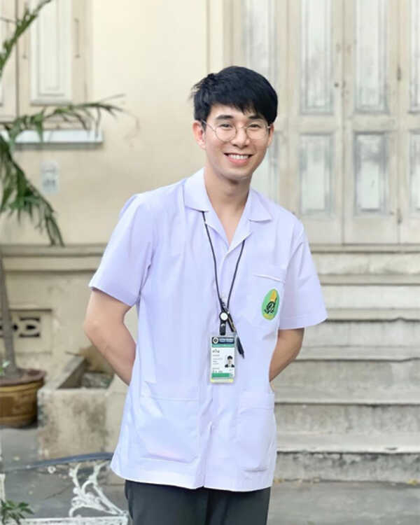 หมอวิน กวิน หมอหล่อ