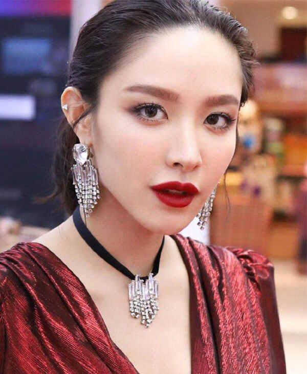 ต่างหูยาวแฟชั่น
