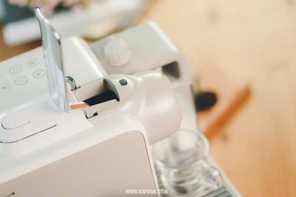 เปิดฝาเครื่องชงกาแฟ Nespresso Capsule