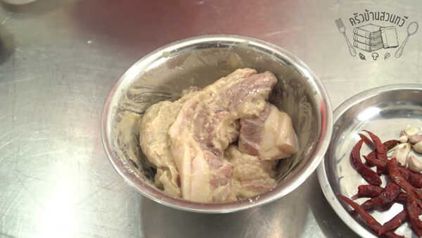 หมูสามชั้น