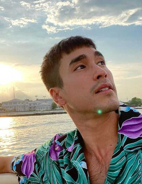 ดาราชาย