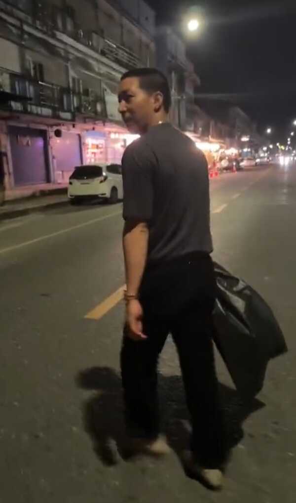 โตโน่ ภาคิน