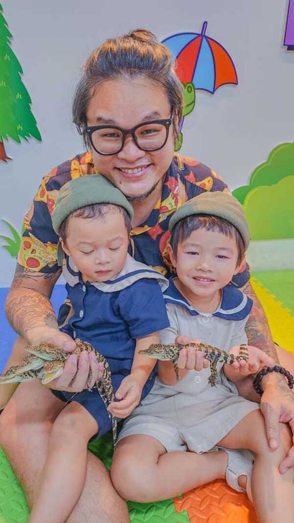 แกะไข่จระเข้