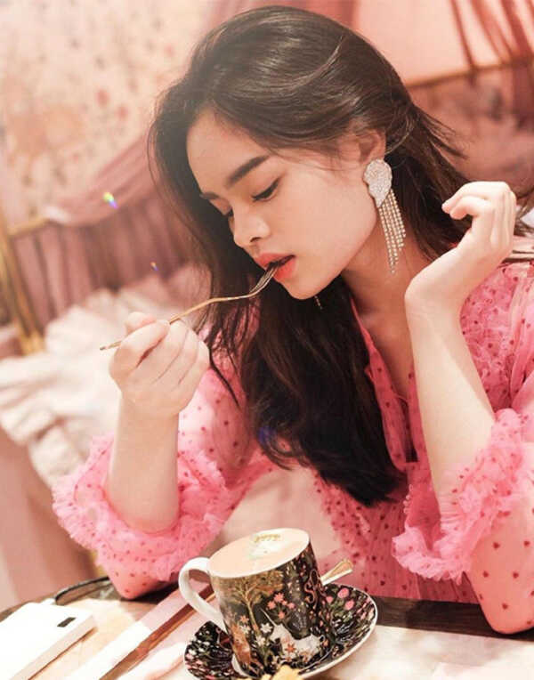 แอลลี่ อชิรญา