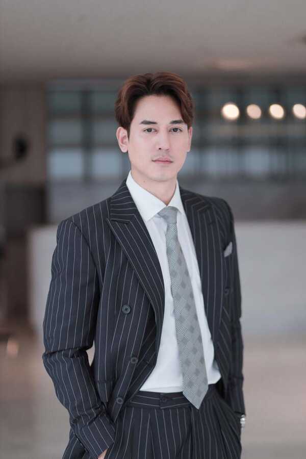 ก็รักมันปักใจ นักแสดง