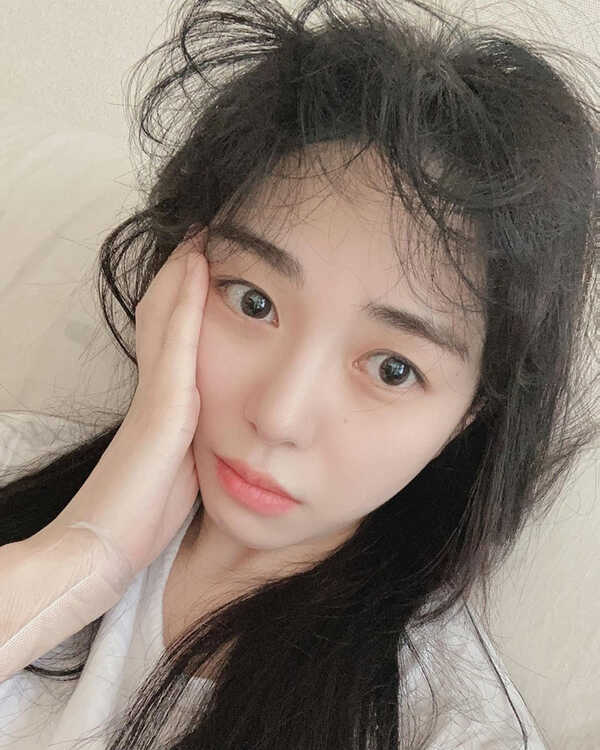 มินอา อดีตสมาชิก AOA