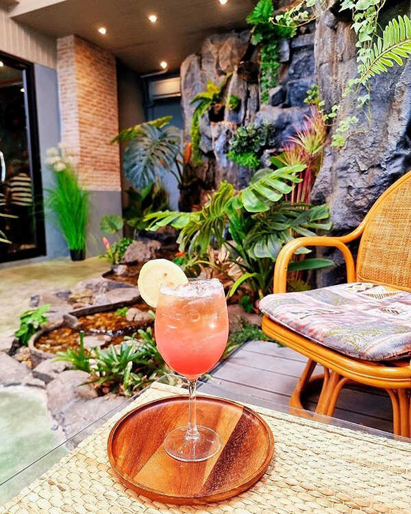 ร้าน Cafe De Rock