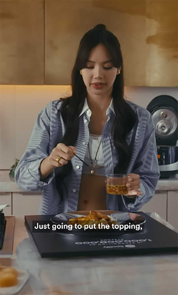 ลิซ่า BLACKPINK