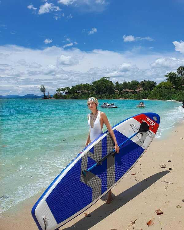 แซมมี่ เคาวเวลล์