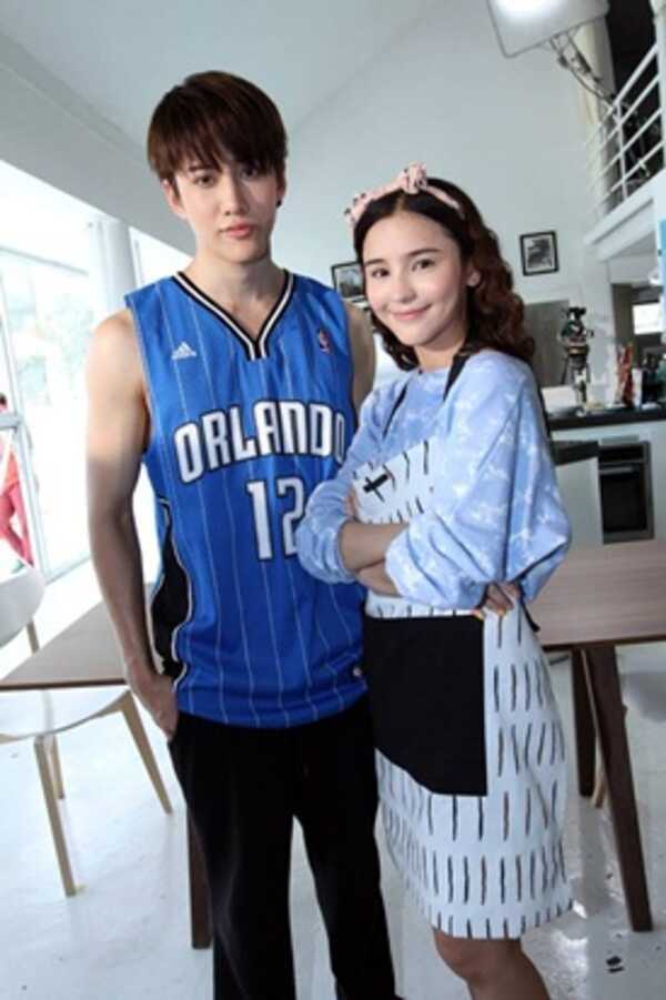 ไมค์ ออม