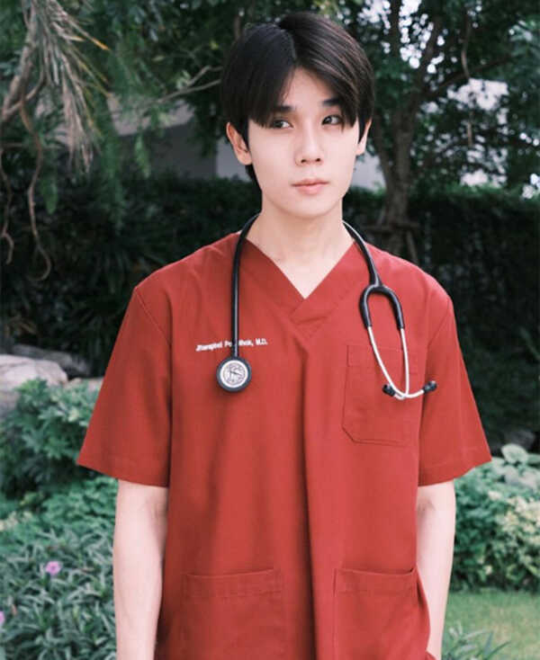 หมอจิมมี่ จิตรพล หมอหล่อ