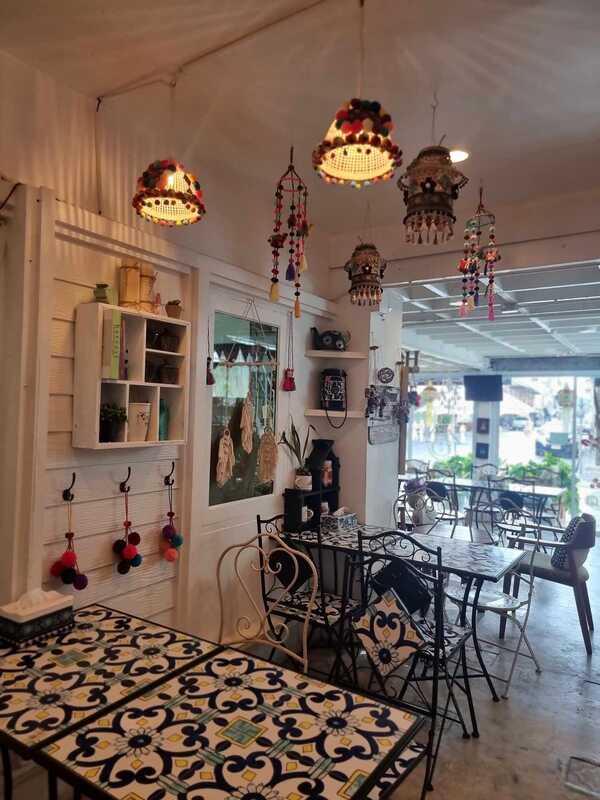 Pang suree art home