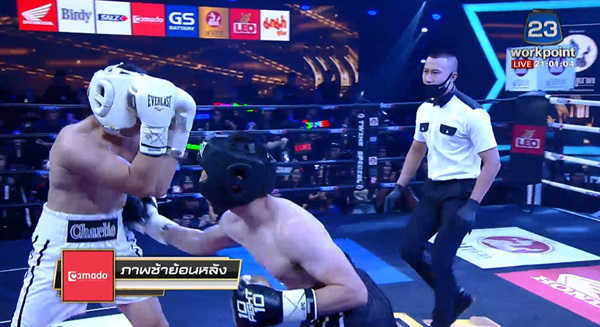 แน็ก ชาลี VS เจมส์ กิจเกษม