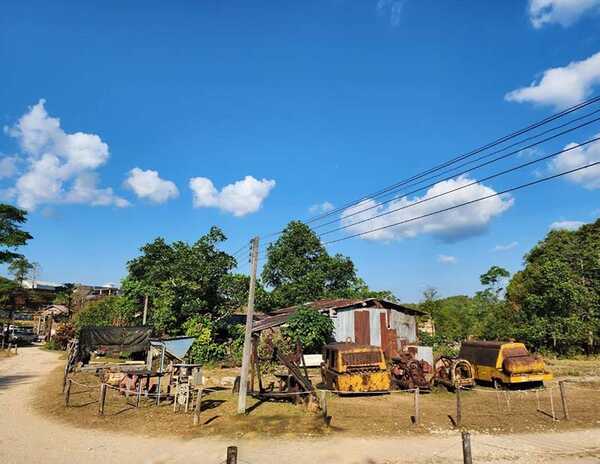 เที่ยวสะพานเหมืองแร่ ปิล๊อก